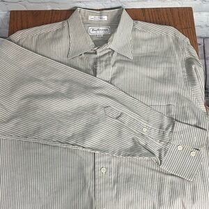 Burberry’s of London Men's White Blue & gold Striped Button Up Dress Shirt 16-34